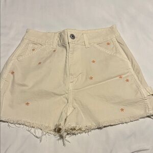 American Eagle Outfitters Cream Highest Rise 90’s Boyfriend Short